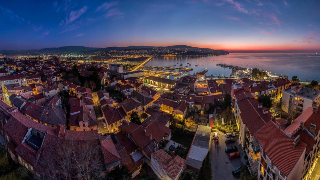 Guest House Via Flavia Koper Dış mekan fotoğraf